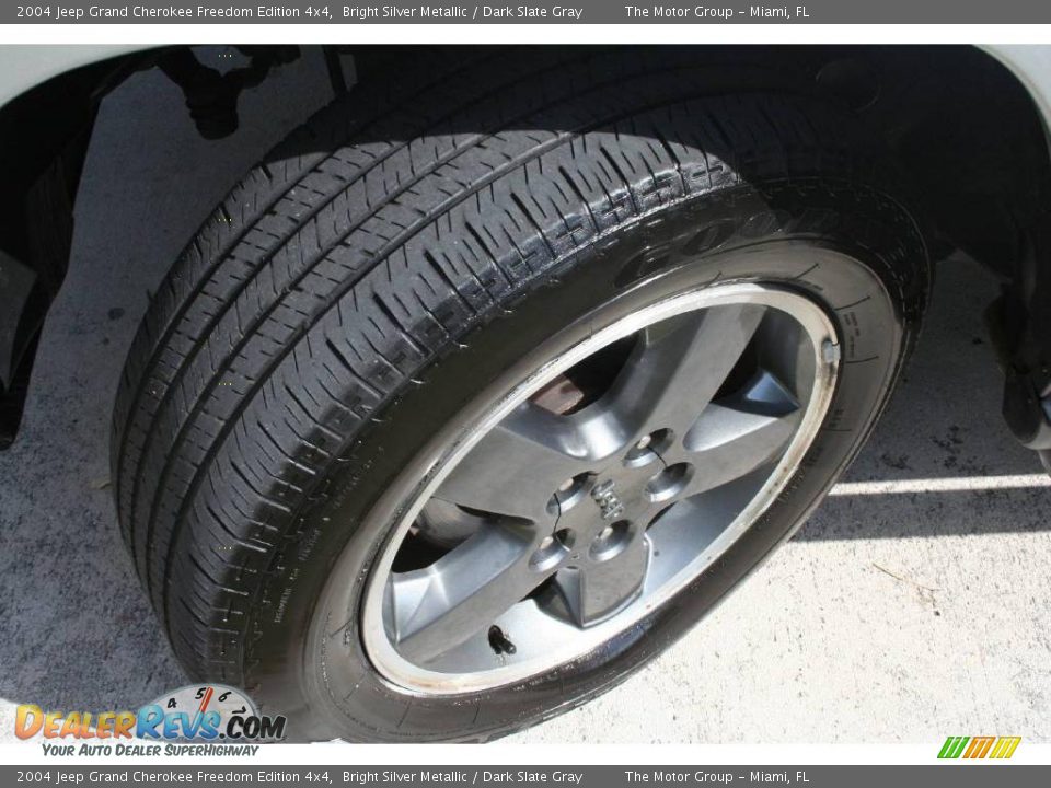 2004 Jeep Grand Cherokee Freedom Edition 4x4 Bright Silver Metallic / Dark Slate Gray Photo #21