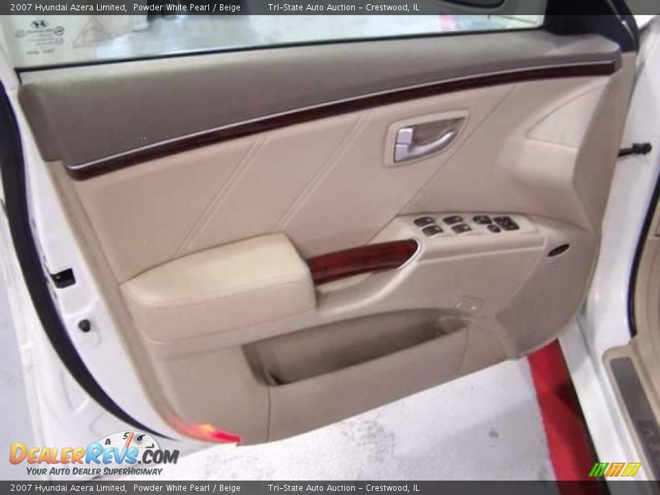 2007 Hyundai Azera Limited Powder White Pearl / Beige Photo #7