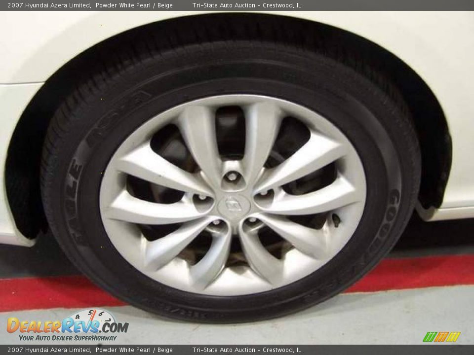2007 Hyundai Azera Limited Powder White Pearl / Beige Photo #9