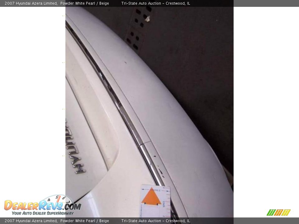 2007 Hyundai Azera Limited Powder White Pearl / Beige Photo #18