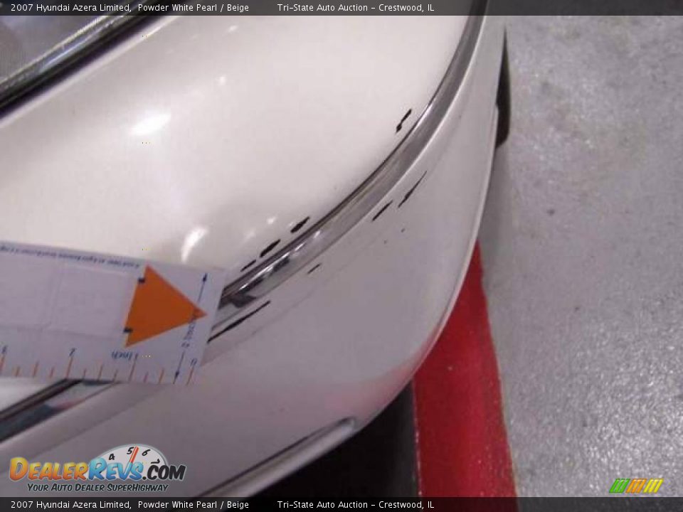 2007 Hyundai Azera Limited Powder White Pearl / Beige Photo #19