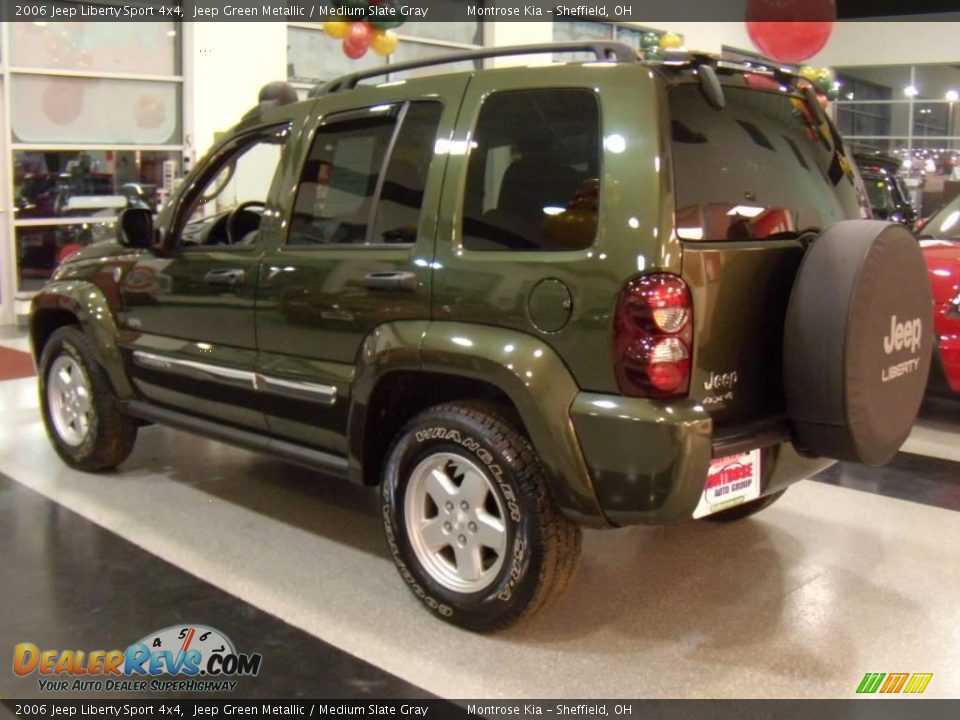 2006 Jeep Liberty Sport 4x4 Jeep Green Metallic / Medium Slate Gray Photo #3