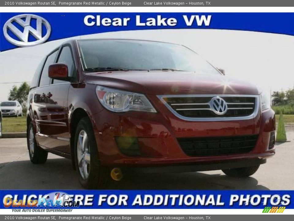 2010 Volkswagen Routan SE Pomegranate Red Metallic / Ceylon Beige Photo #1