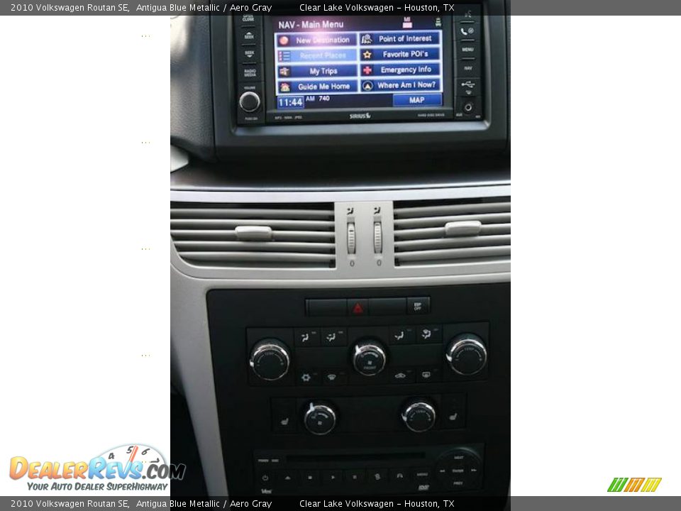 2010 Volkswagen Routan SE Antigua Blue Metallic / Aero Gray Photo #17