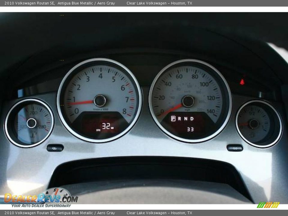 2010 Volkswagen Routan SE Antigua Blue Metallic / Aero Gray Photo #22