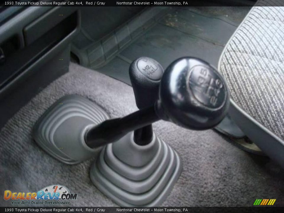 1993 Toyota Pickup Deluxe Regular Cab 4x4 Red / Gray Photo #12