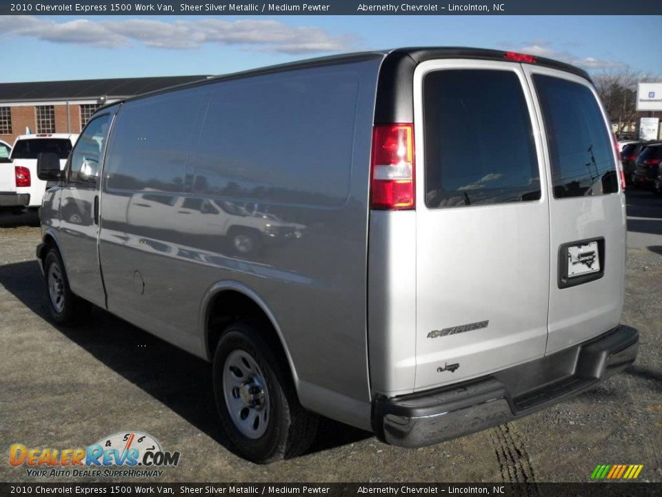 2010 Chevrolet Express 1500 Work Van Sheer Silver Metallic / Medium Pewter Photo #2