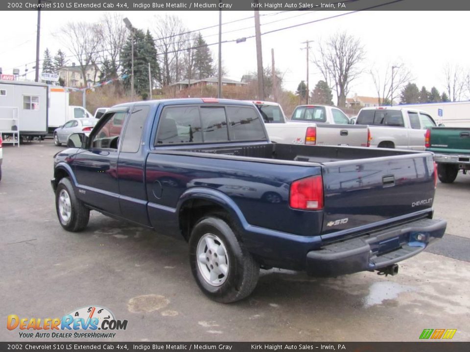2002 Chevrolet S10 LS Extended Cab 4x4 Indigo Blue Metallic / Medium Gray Photo #10