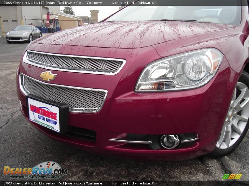 2009 Chevrolet Malibu LTZ Sedan Red Jewel / Cocoa/Cashmere Photo #9