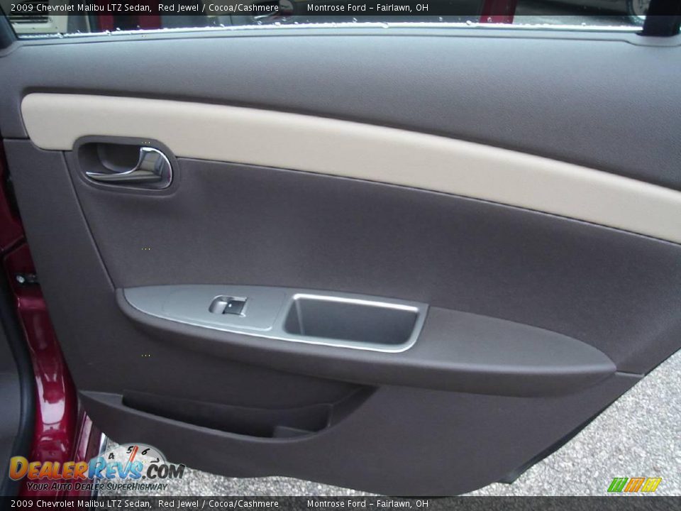 2009 Chevrolet Malibu LTZ Sedan Red Jewel / Cocoa/Cashmere Photo #18