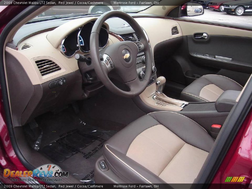 2009 Chevrolet Malibu LTZ Sedan Red Jewel / Cocoa/Cashmere Photo #24