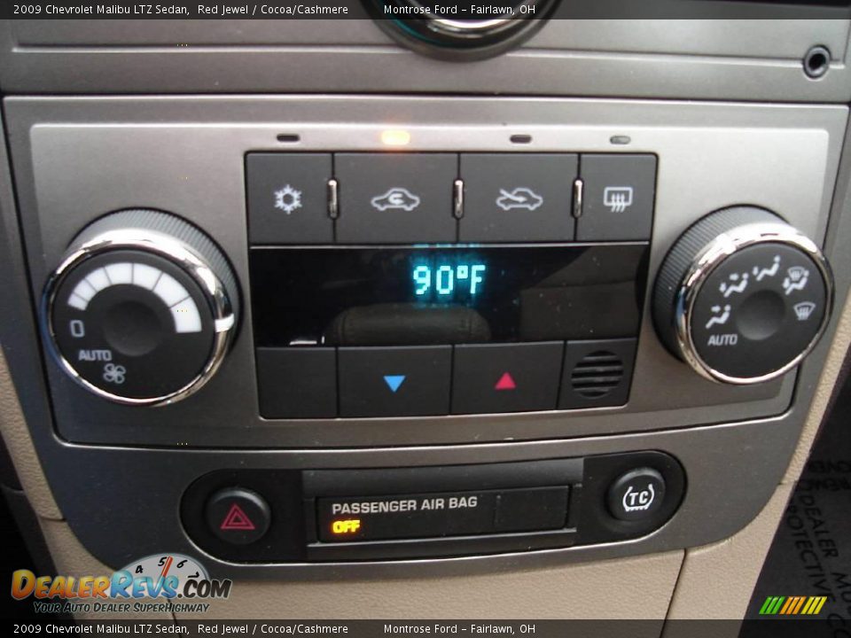 2009 Chevrolet Malibu LTZ Sedan Red Jewel / Cocoa/Cashmere Photo #30