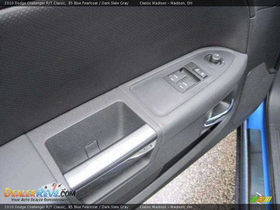 2010 Dodge Challenger R/T Classic B5 Blue Pearlcoat / Dark Slate Gray Photo #10