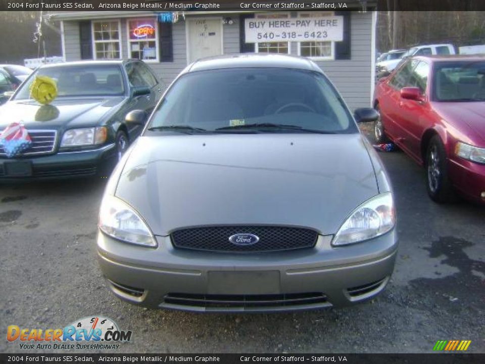 2004 Ford Taurus SES Sedan Arizona Beige Metallic / Medium Graphite Photo #7