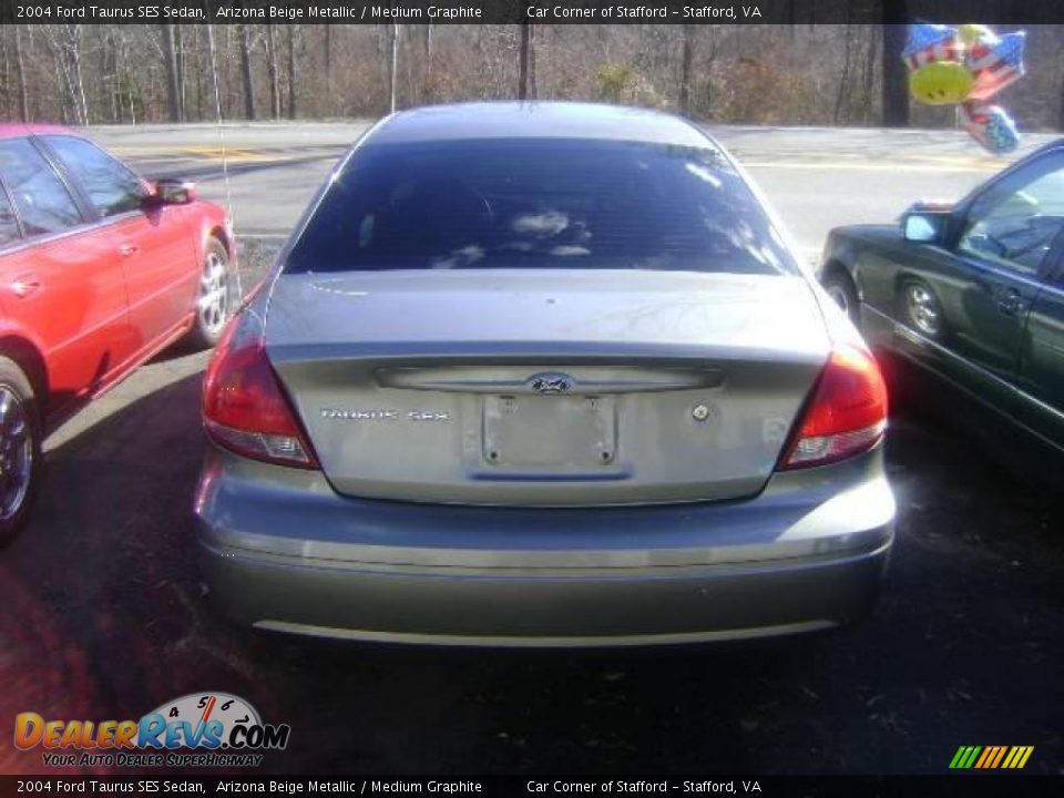 2004 Ford Taurus SES Sedan Arizona Beige Metallic / Medium Graphite Photo #12
