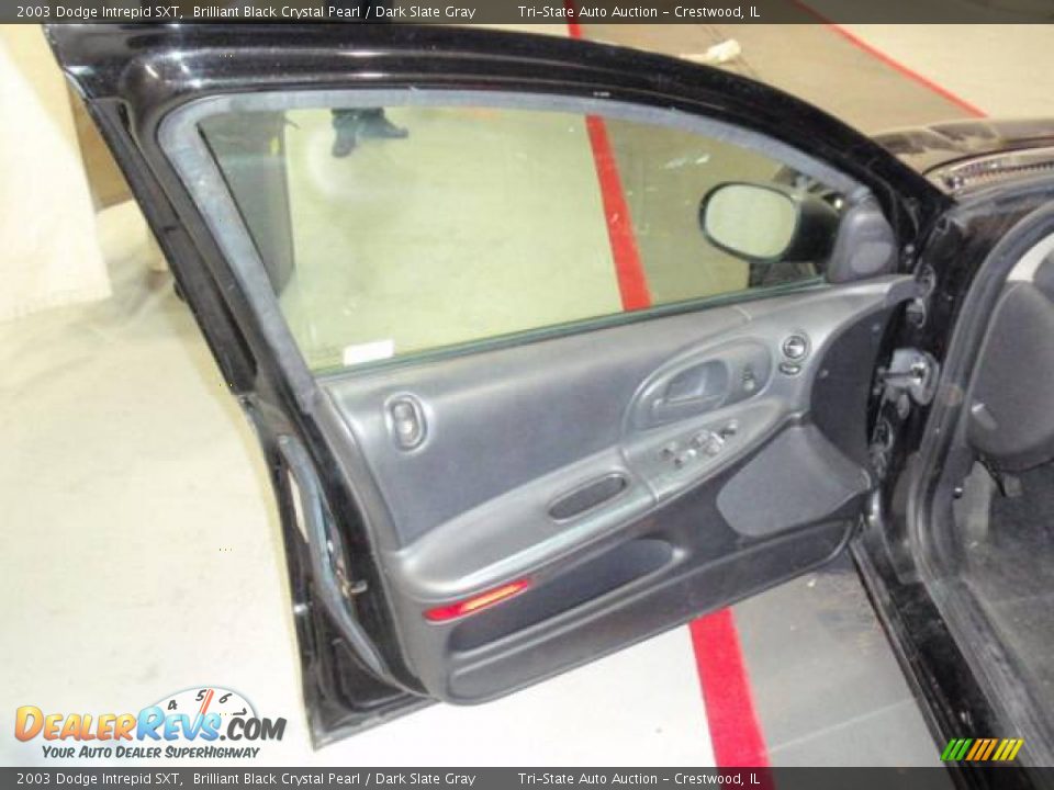 2003 Dodge Intrepid SXT Brilliant Black Crystal Pearl / Dark Slate Gray Photo #7