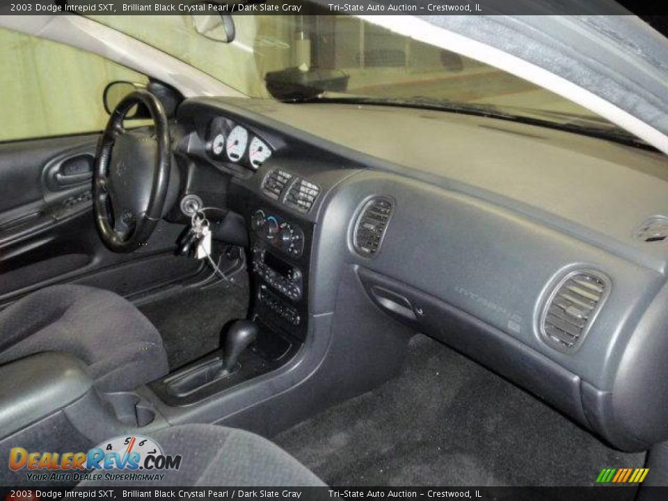2003 Dodge Intrepid SXT Brilliant Black Crystal Pearl / Dark Slate Gray Photo #9