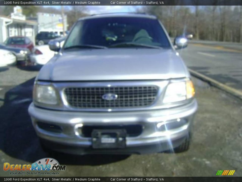 1998 Ford Expedition XLT 4x4 Silver Metallic / Medium Graphite Photo #1