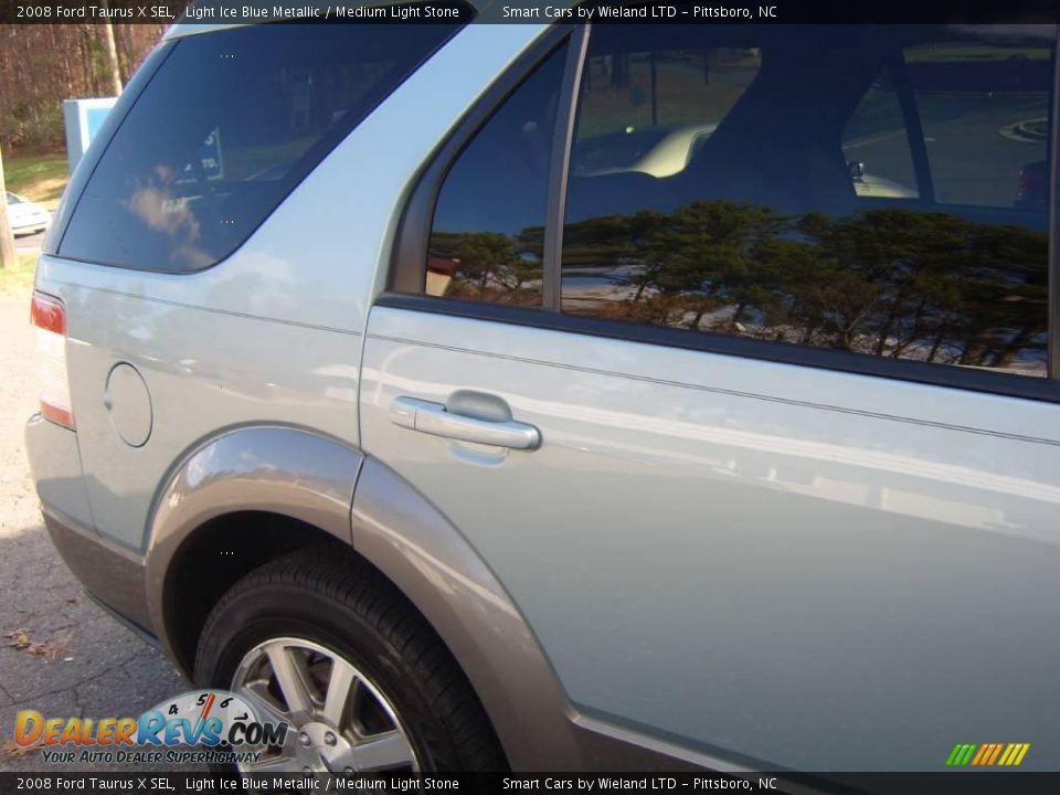 2008 Ford Taurus X SEL Light Ice Blue Metallic / Medium Light Stone Photo #11