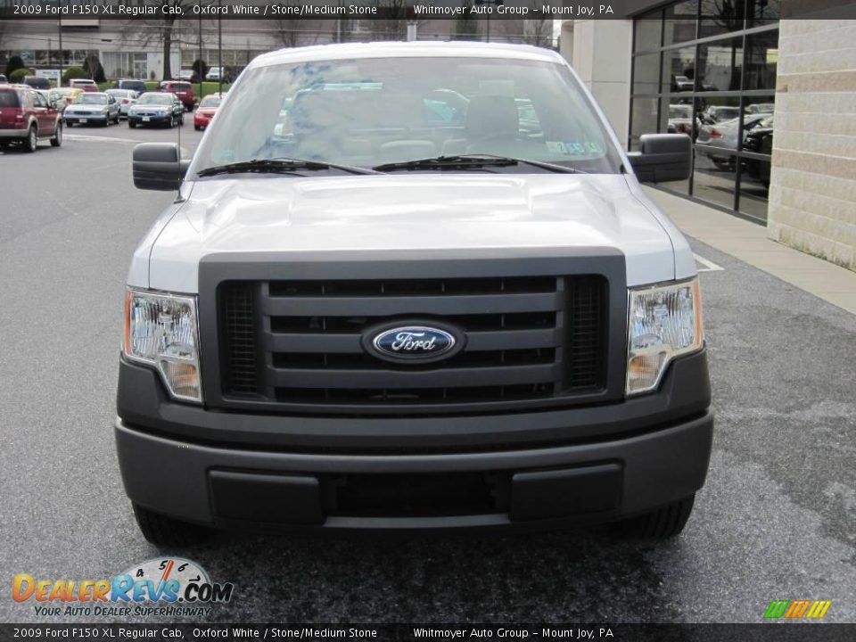 2009 Ford F150 XL Regular Cab Oxford White / Stone/Medium Stone Photo #2