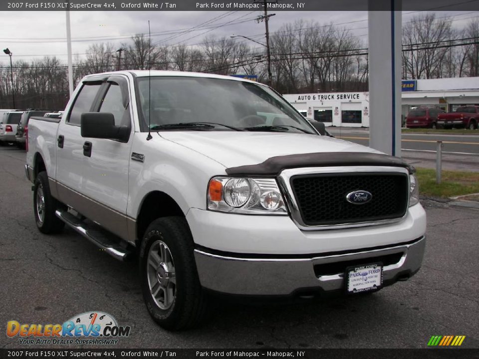 2007 Ford F150 XLT SuperCrew 4x4 Oxford White / Tan Photo #2