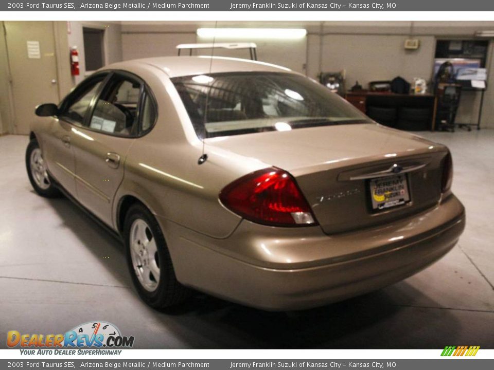 2003 Ford Taurus SES Arizona Beige Metallic / Medium Parchment Photo #4