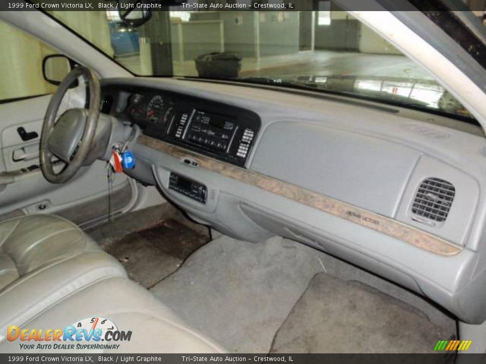 1999 Ford Crown Victoria LX Black / Light Graphite Photo #8