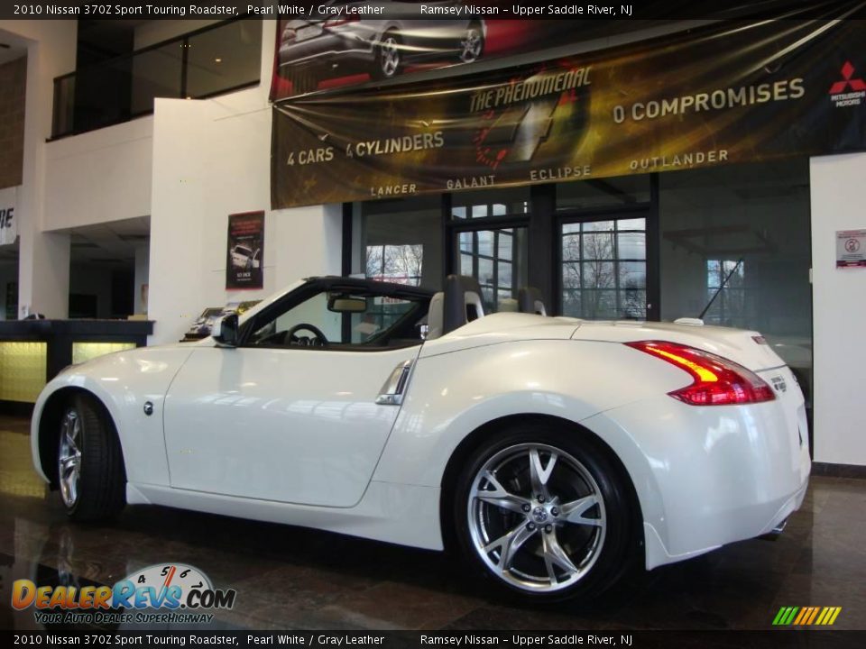 2010 Nissan 370Z Sport Touring Roadster Pearl White / Gray Leather Photo #6