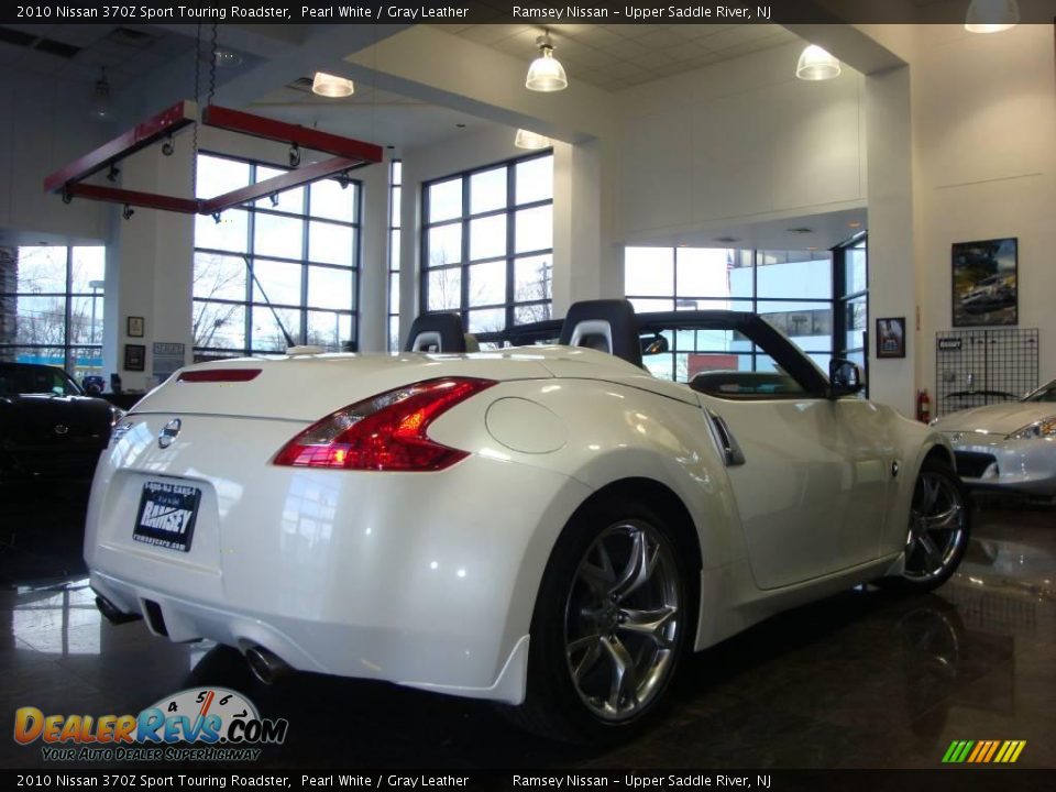 2010 Nissan 370Z Sport Touring Roadster Pearl White / Gray Leather Photo #10