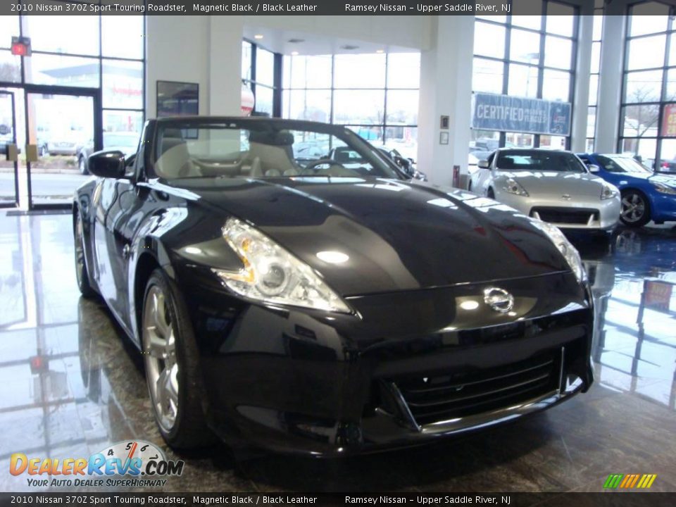 2010 Nissan 370Z Sport Touring Roadster Magnetic Black / Black Leather Photo #13