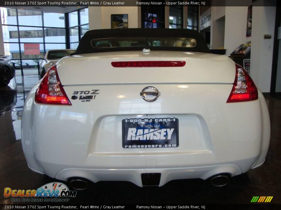2010 Nissan 370Z Sport Touring Roadster Pearl White / Gray Leather Photo #20