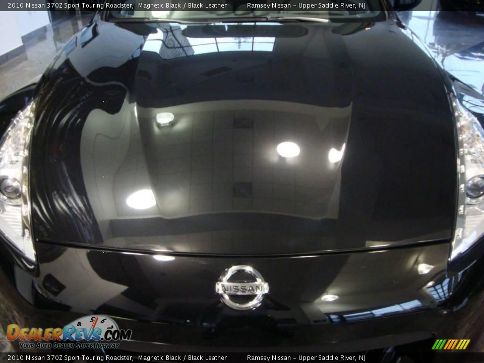 2010 Nissan 370Z Sport Touring Roadster Magnetic Black / Black Leather Photo #14