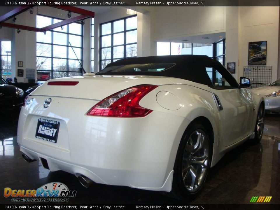2010 Nissan 370Z Sport Touring Roadster Pearl White / Gray Leather Photo #21