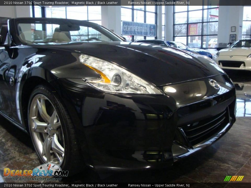 2010 Nissan 370Z Sport Touring Roadster Magnetic Black / Black Leather Photo #21