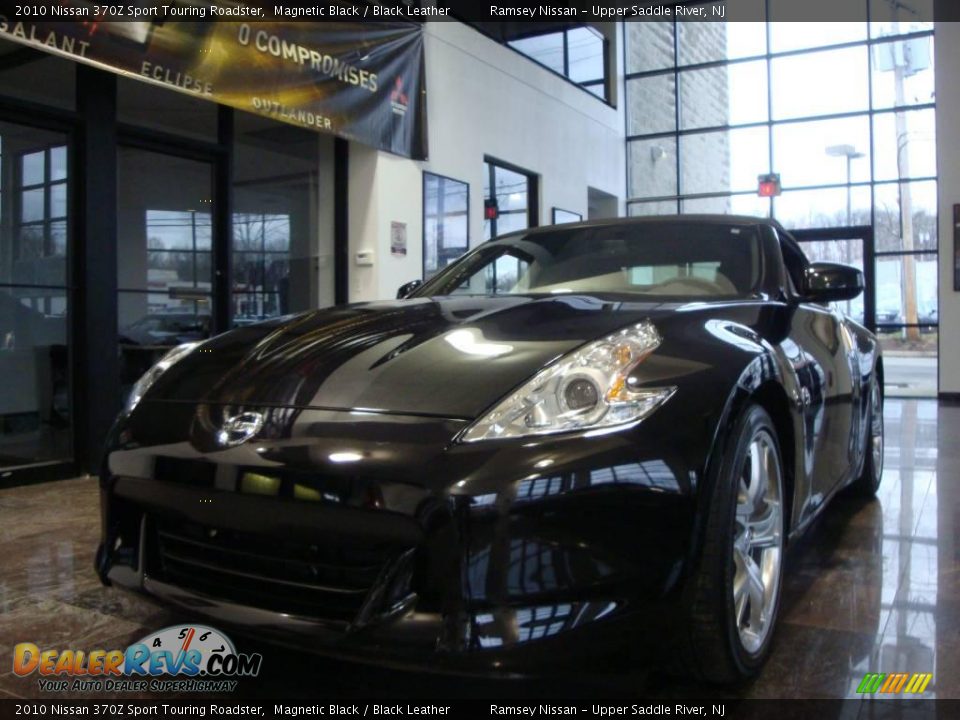 2010 Nissan 370Z Sport Touring Roadster Magnetic Black / Black Leather Photo #23