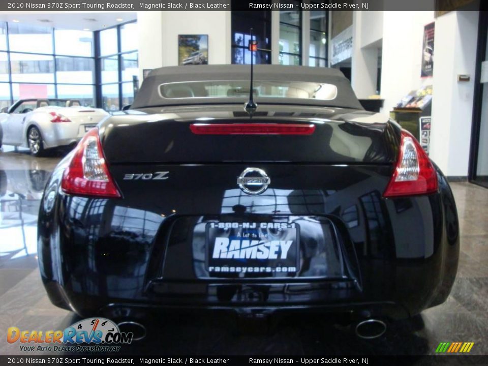 2010 Nissan 370Z Sport Touring Roadster Magnetic Black / Black Leather Photo #28