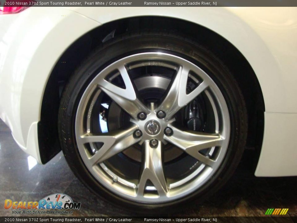 2010 Nissan 370Z Sport Touring Roadster Pearl White / Gray Leather Photo #34