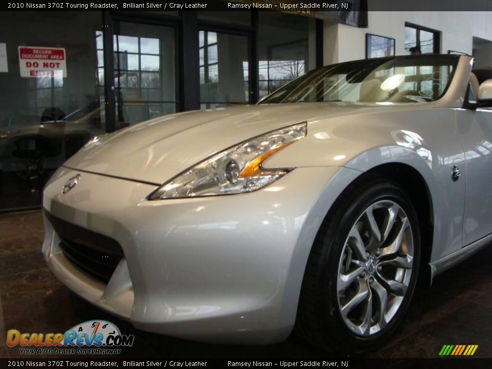 2010 Nissan 370Z Touring Roadster Brilliant Silver / Gray Leather Photo #24