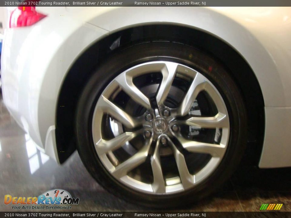 2010 Nissan 370Z Touring Roadster Brilliant Silver / Gray Leather Photo #33