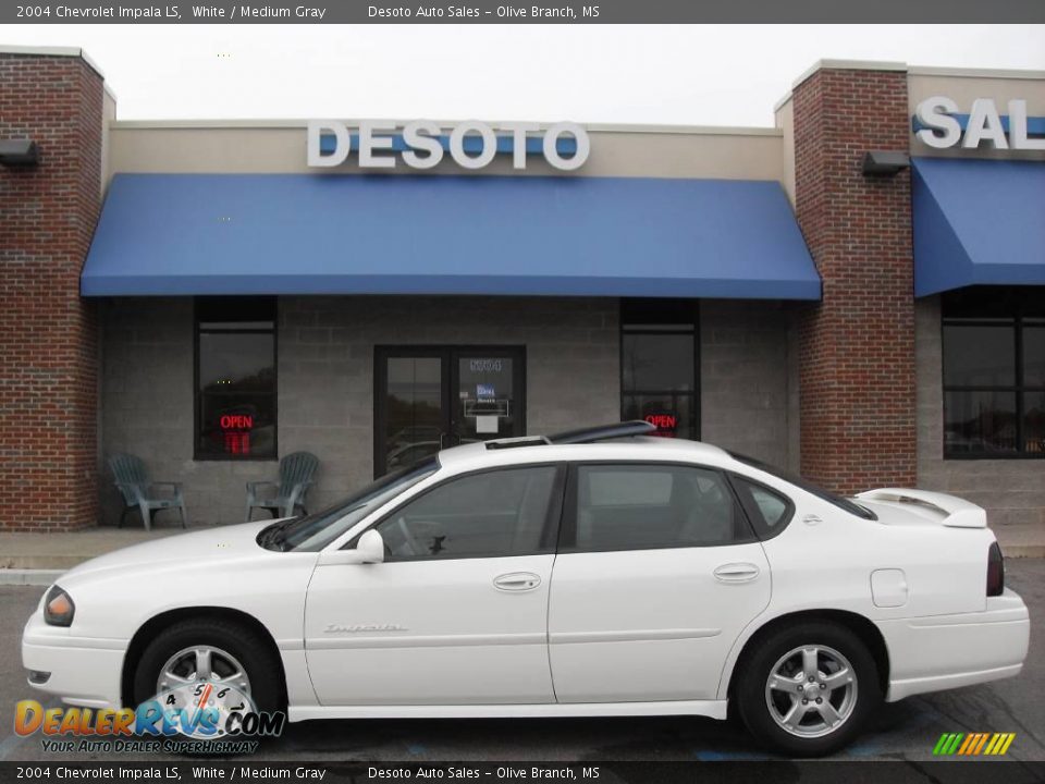2004 Chevrolet Impala LS White / Medium Gray Photo #1