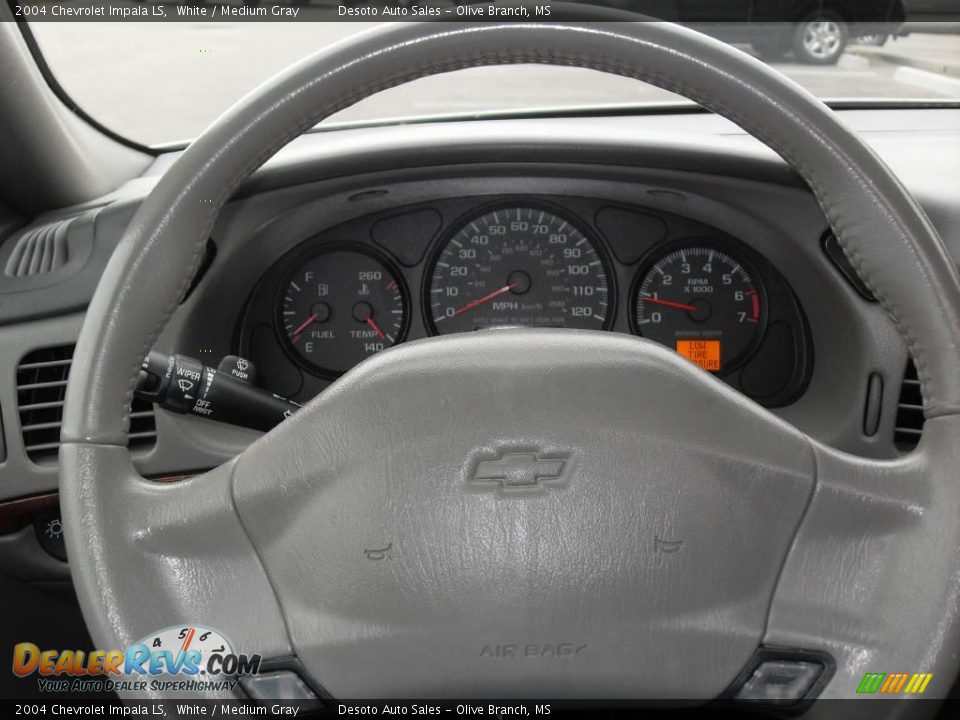 2004 Chevrolet Impala LS White / Medium Gray Photo #10