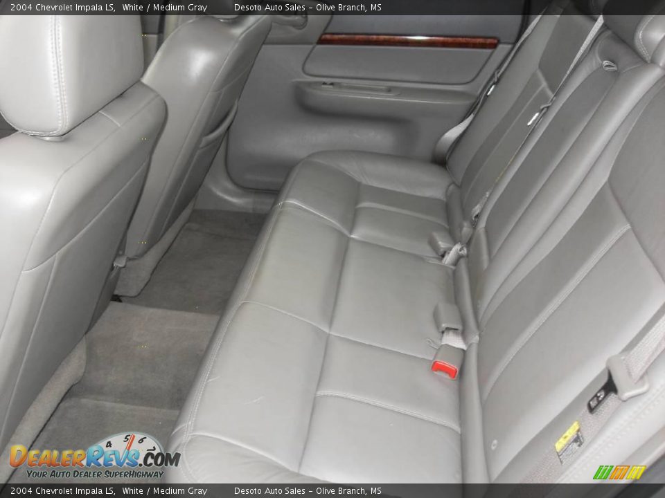 2004 Chevrolet Impala LS White / Medium Gray Photo #17