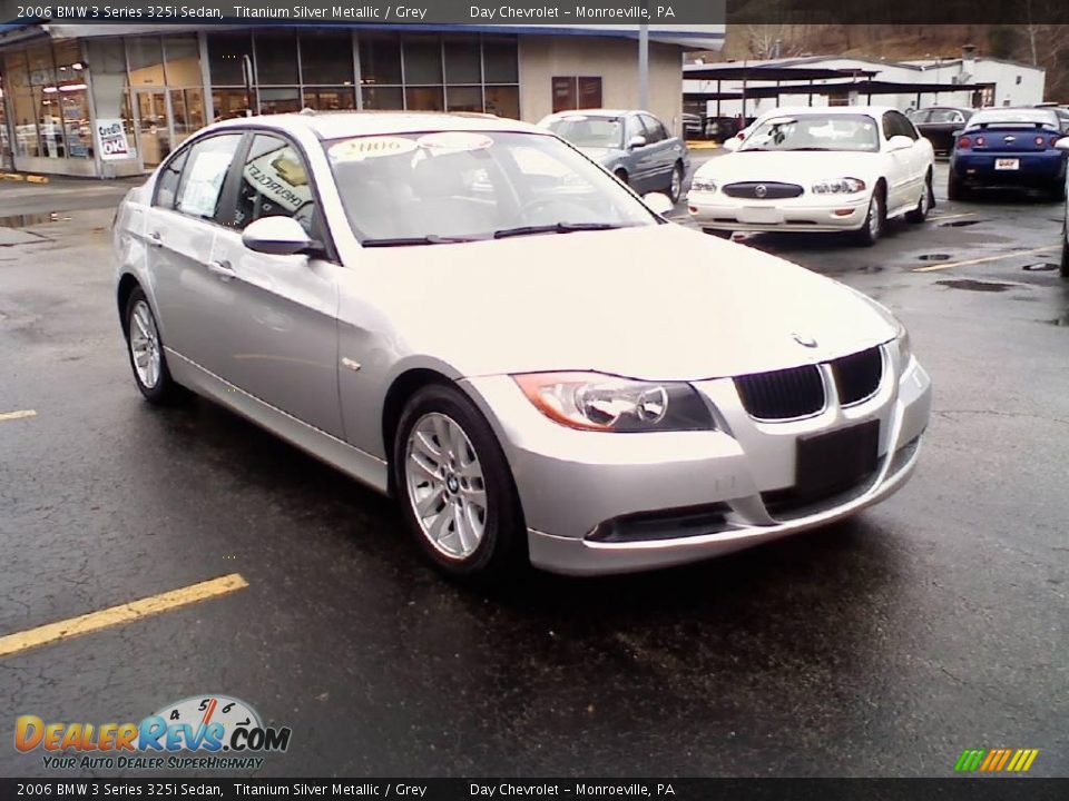 2006 BMW 3 Series 325i Sedan Titanium Silver Metallic / Grey Photo #3