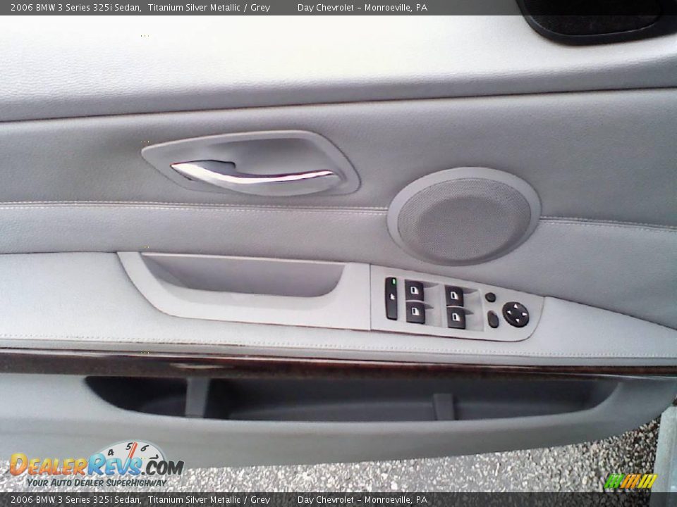 2006 BMW 3 Series 325i Sedan Titanium Silver Metallic / Grey Photo #12