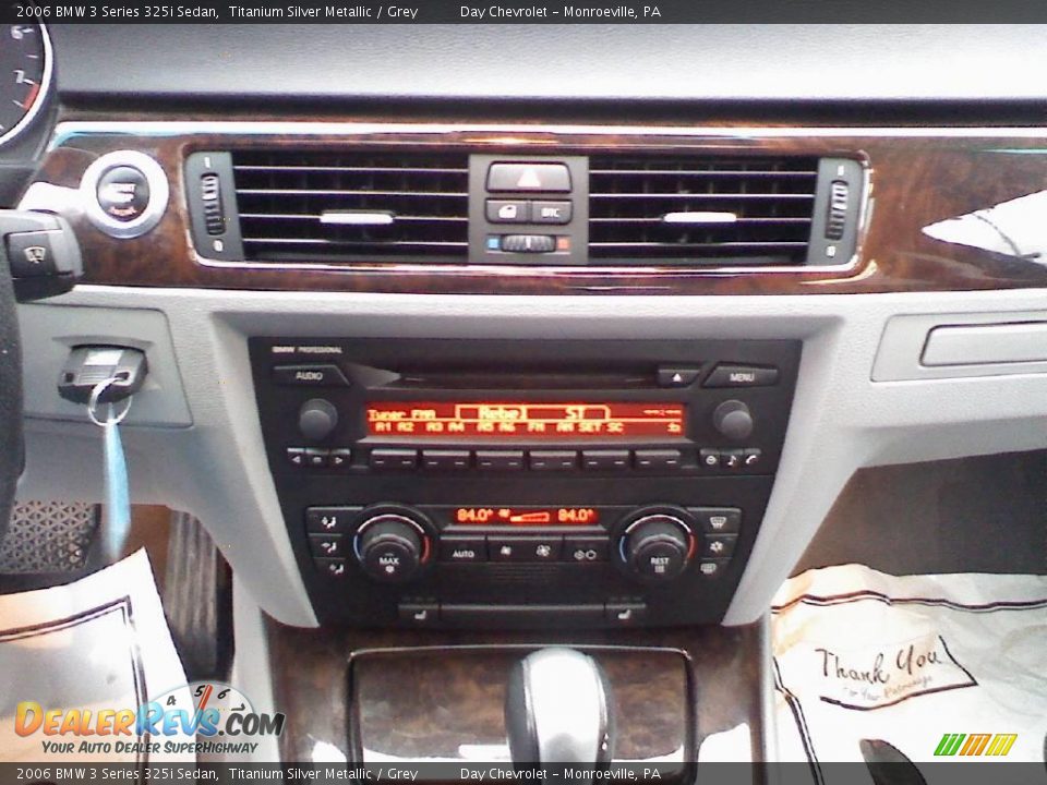2006 BMW 3 Series 325i Sedan Titanium Silver Metallic / Grey Photo #15