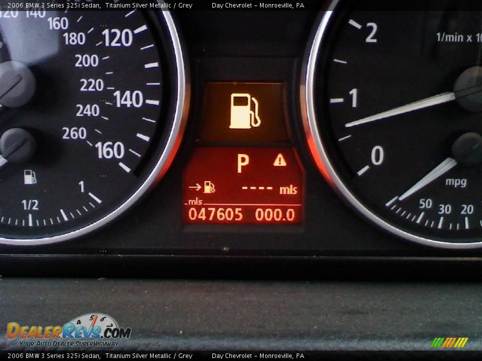 2006 BMW 3 Series 325i Sedan Titanium Silver Metallic / Grey Photo #18