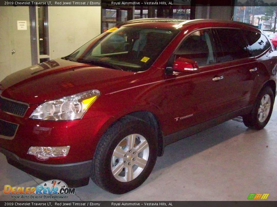 2009 Chevrolet Traverse LT Red Jewel Tintcoat / Ebony Photo #3