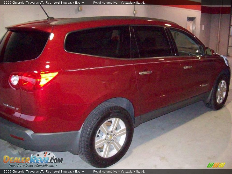2009 Chevrolet Traverse LT Red Jewel Tintcoat / Ebony Photo #6