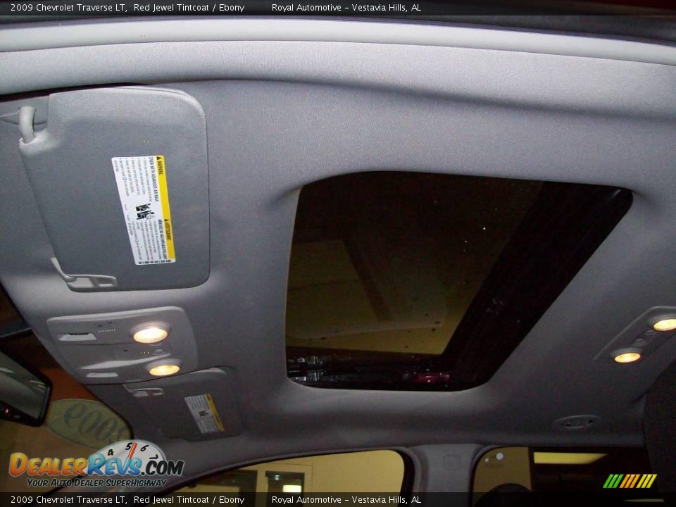2009 Chevrolet Traverse LT Red Jewel Tintcoat / Ebony Photo #20
