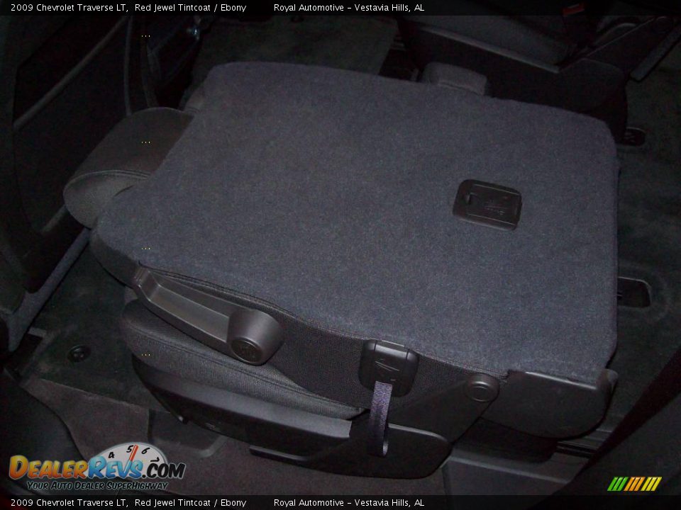2009 Chevrolet Traverse LT Red Jewel Tintcoat / Ebony Photo #24